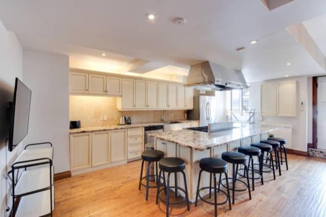 Appartement Lofts De La Petite Italie à Montréal Extérieur photo